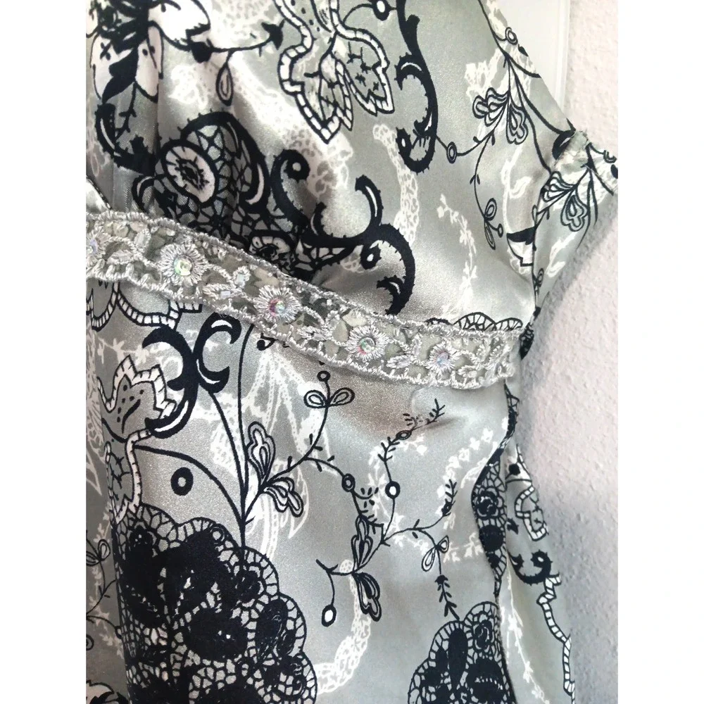 Y2K Babydoll Top Medium Gray Romantic Floral Satin Boho Fairy‎ Grunge Whimsigoth - Picture 5 of 15